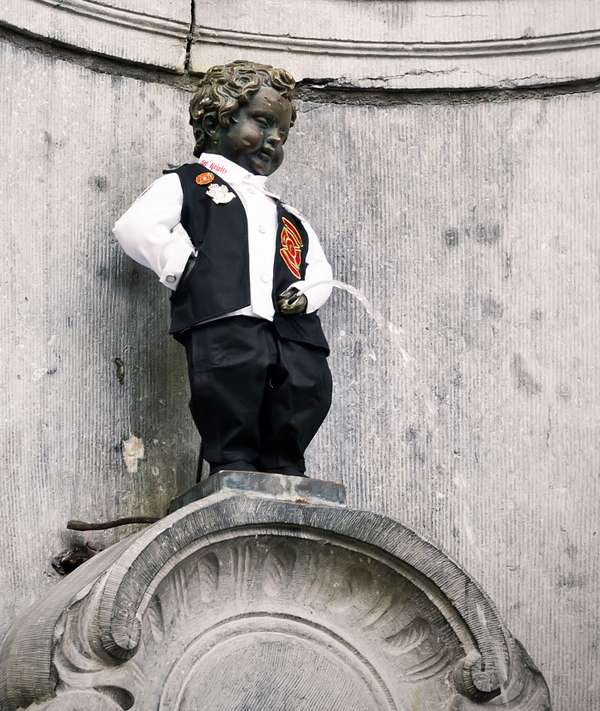 Peeing Boy Statue In Brussels Manneken Pis